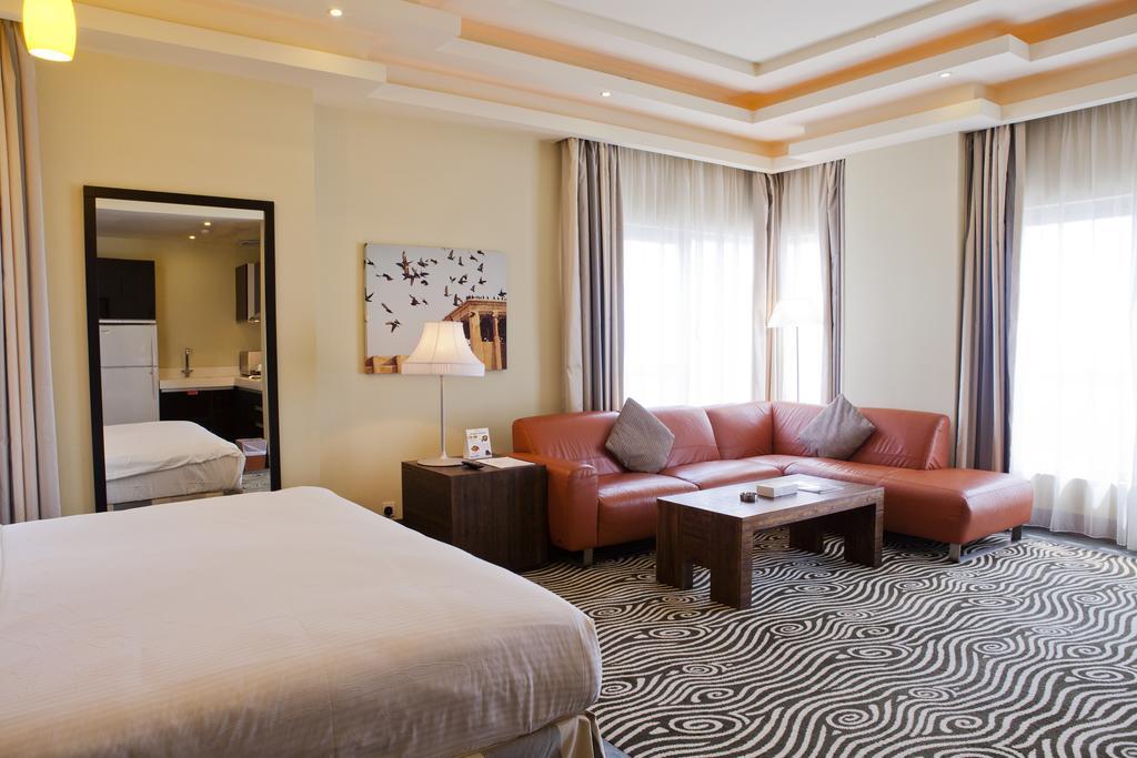 Al Raya Suites Hotel Manama Exterior photo