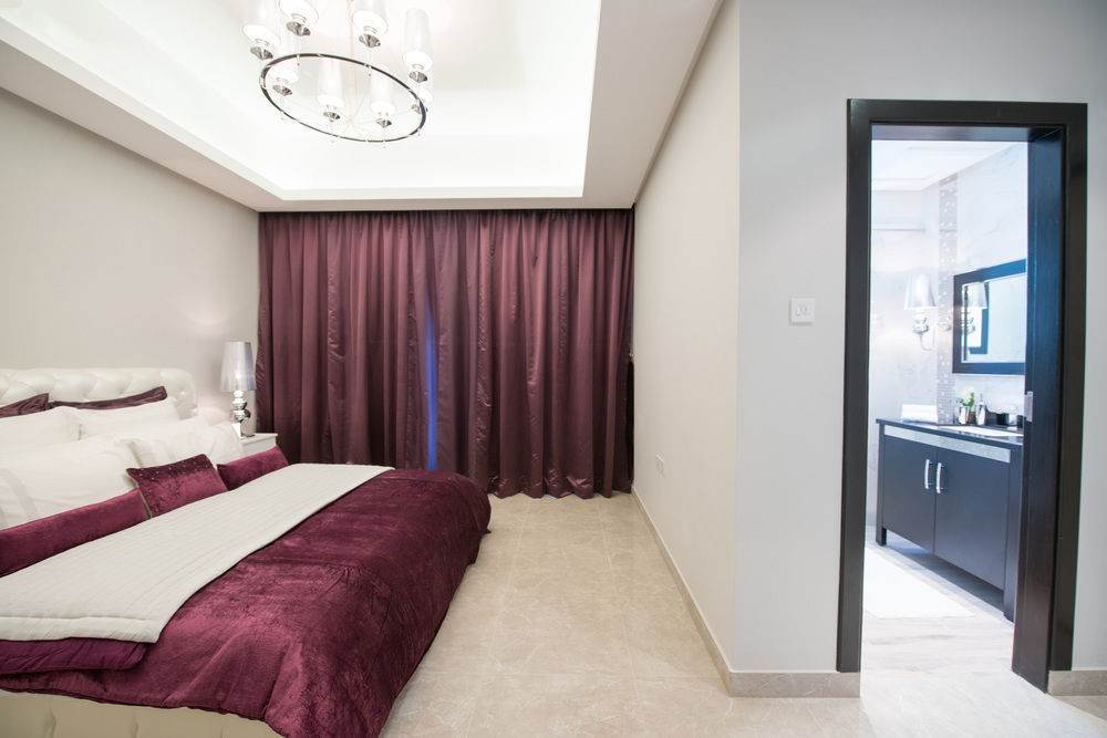 Al Raya Suites Hotel Manama Exterior photo
