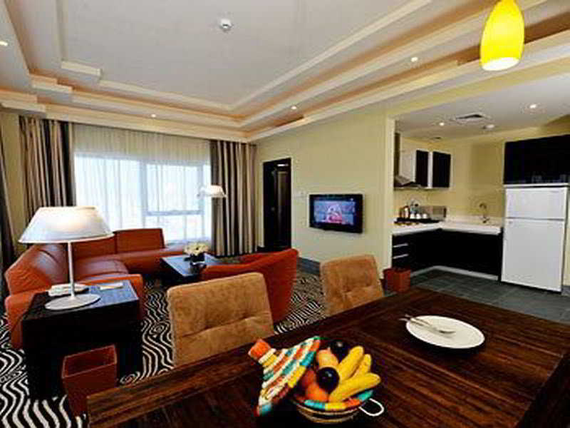 Al Raya Suites Hotel Manama Exterior photo