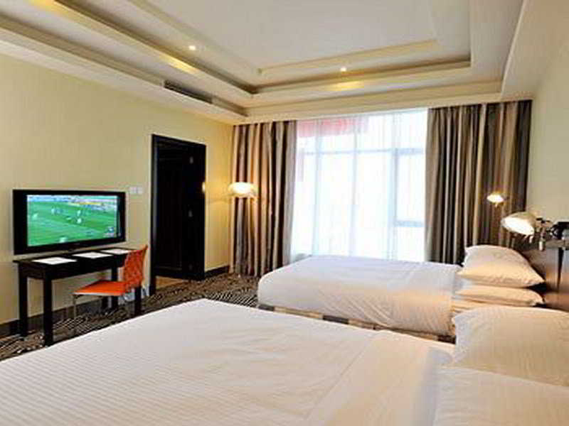 Al Raya Suites Hotel Manama Room photo