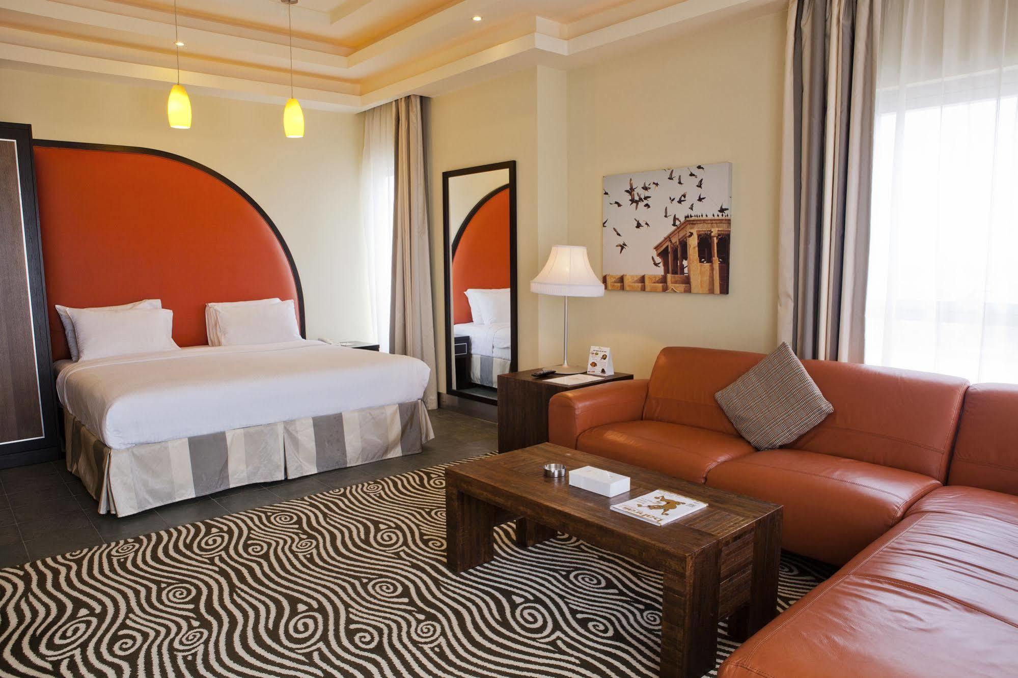 Al Raya Suites Hotel Manama Exterior photo