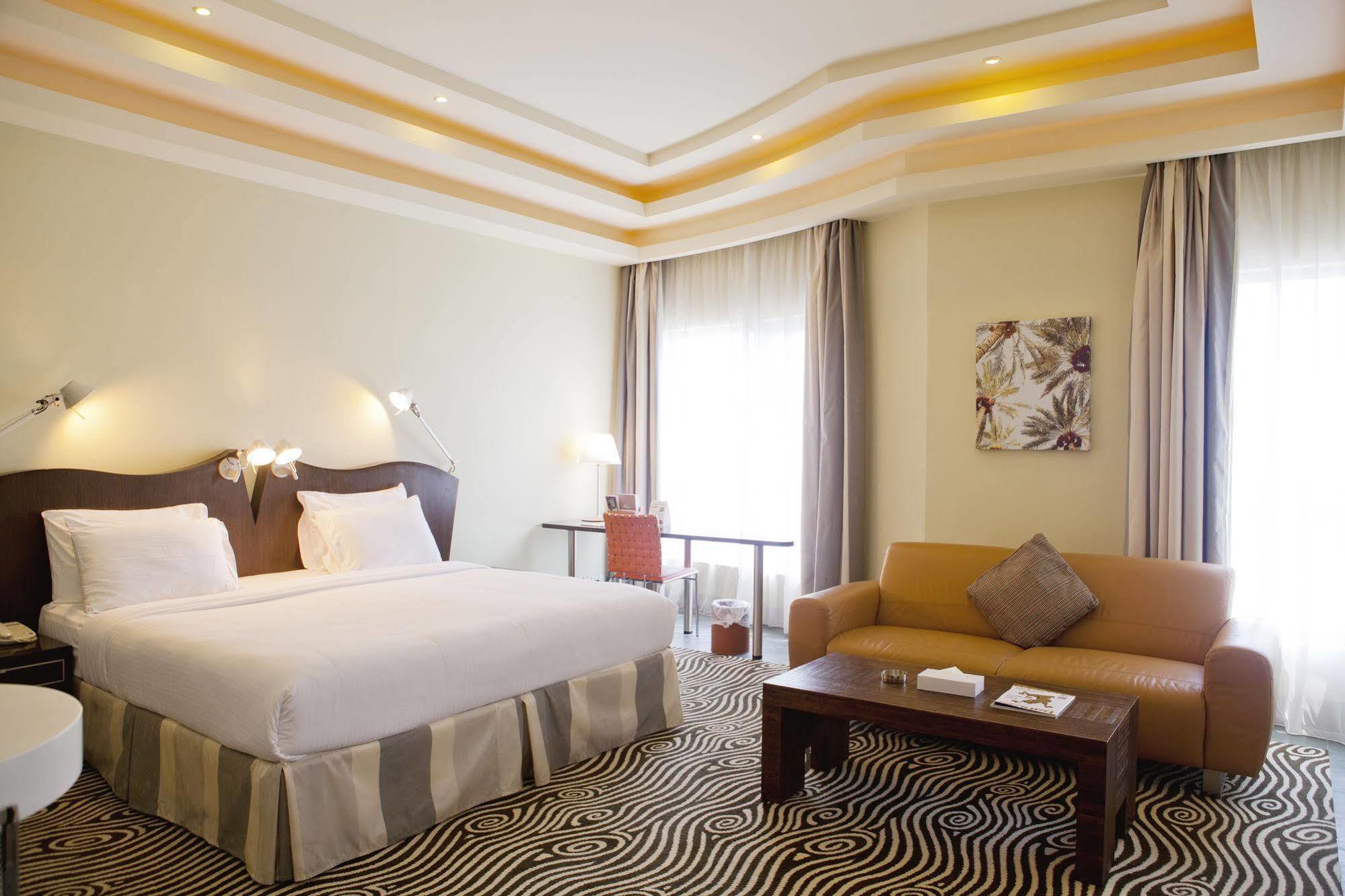 Al Raya Suites Hotel Manama Exterior photo